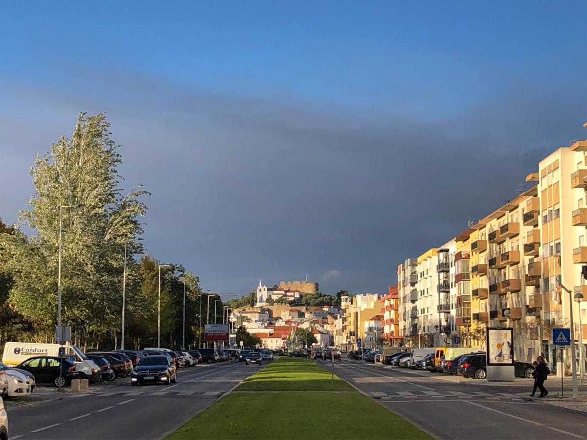 Apartamento Torres Vedras Centro Daire Dış mekan fotoğraf